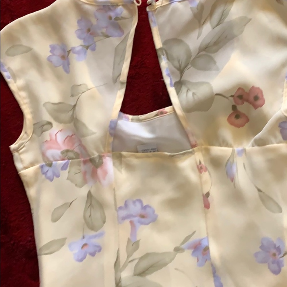 Dress - Picture 5 of 7